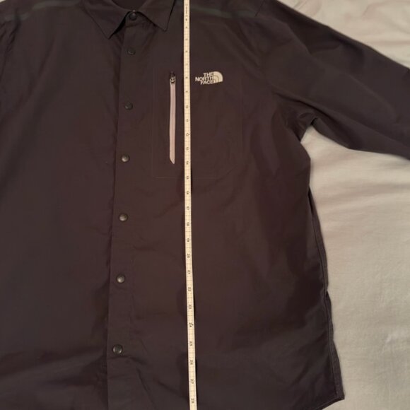 Lightly Used - The North Face Button Down - lightweight - Picture 3 of 6
